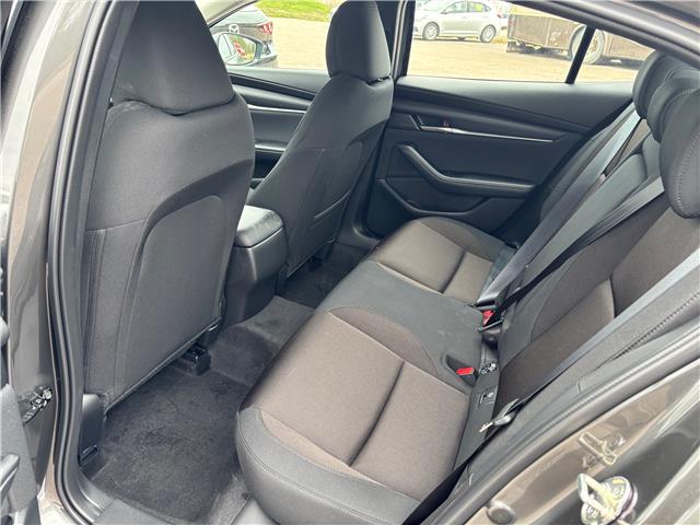 2025 Mazda Mazda3 GS (Stk: 225-246) in Pembroke - Image 5 of 6
