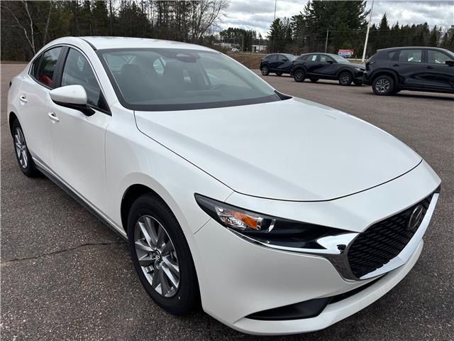 2025 Mazda Mazda3 GS (Stk: 225-137) in Pembroke - Image 2 of 6