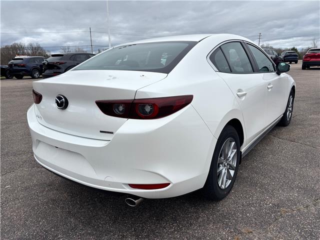 2025 Mazda Mazda3 GS (Stk: 225-137) in Pembroke - Image 3 of 6