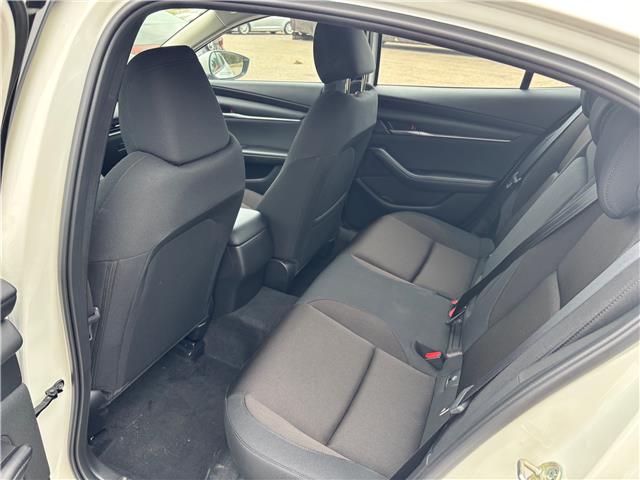 2025 Mazda Mazda3 GS (Stk: 225-137) in Pembroke - Image 5 of 6