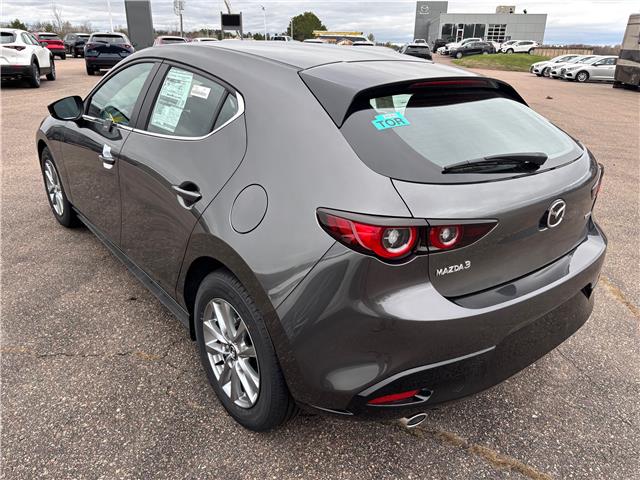 2025 Mazda Mazda3 Sport GX (Stk: 225-237) in Pembroke - Image 4 of 6