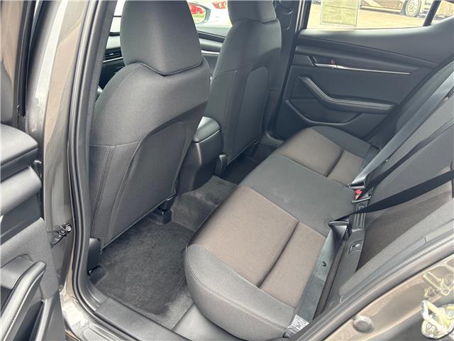 2025 Mazda Mazda3 Sport GX (Stk: 225-237) in Pembroke - Image 5 of 6