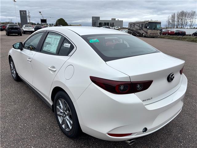2026 Mazda Mazda3 GX (Stk: 226-35) in Pembroke - Image 4 of 6 2026 Mazda Mazda3 GX (Stk: 226-35) in Pembroke - Image 4 of 6