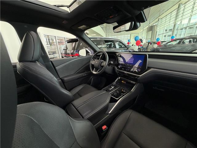2024 Lexus TX 350 Base (Stk: 260671A) in Calgary - Image 8 of 17