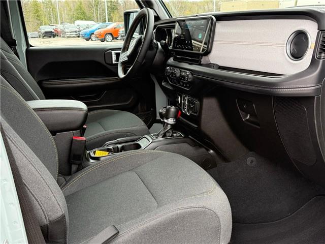 2024 Jeep Wrangler Sahara (Stk: W9461) in Uxbridge - Image 21 of 24