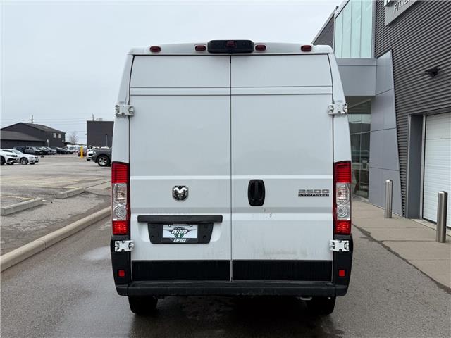 2025 RAM ProMaster 2500 High Roof (Stk: U11177) in London - Image 5 of 19 2025 RAM ProMaster 2500 High Roof (Stk: U11177) in London - Image 5 of 19