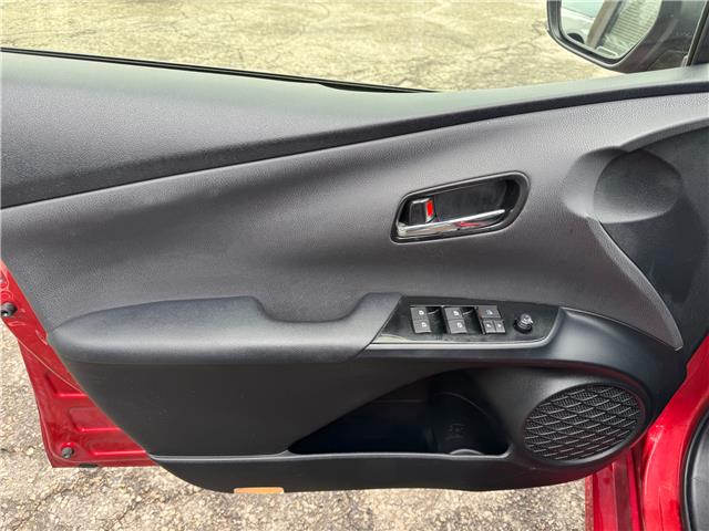 2016 Toyota Prius Base (Stk: 2604179) in Waterloo - Image 9 of 19