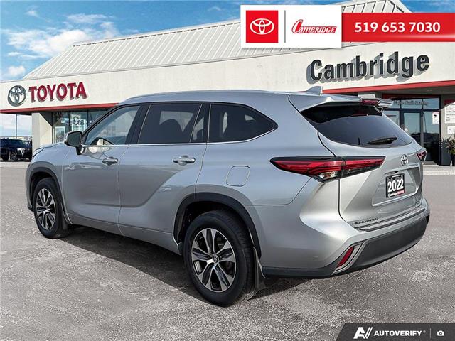 2022 Toyota Highlander XLE (Stk: 2601531) in Cambridge - Image 4 of 24