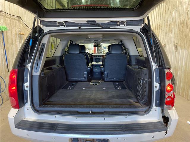 2011 GMC Yukon XL 1500 SLT (Stk: 10796AT) in Meadow Lake - Image 13 of 15