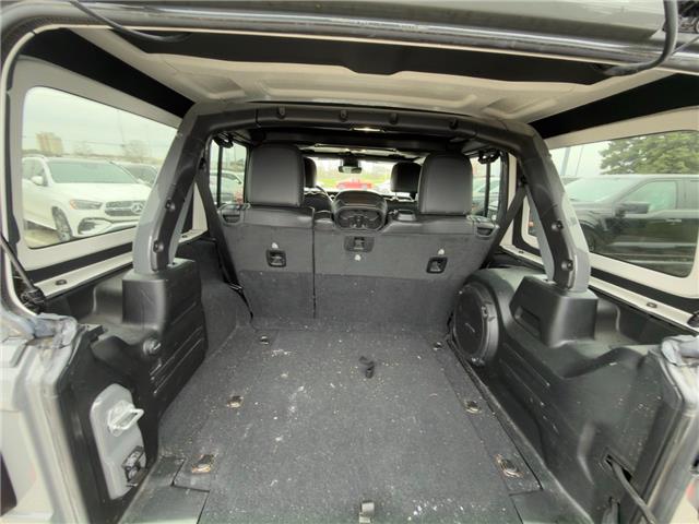 2020 Jeep Wrangler Unlimited Sahara (Stk: 6B049A) in Oakville - Image 16 of 36