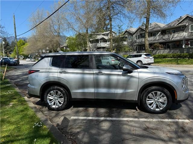 2026 Mitsubishi Outlander ES (Stk: 611135) in North Vancouver - Image 5 of 13 2026 Mitsubishi Outlander ES (Stk: 611135) in North Vancouver - Image 5 of 13