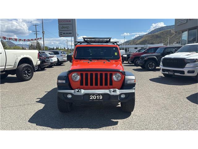 2019 Jeep Wrangler Sport (Stk: TS041A) in Kamloops - Image 2 of 8 2019 Jeep Wrangler Sport (Stk: TS041A) in Kamloops - Image 2 of 8
