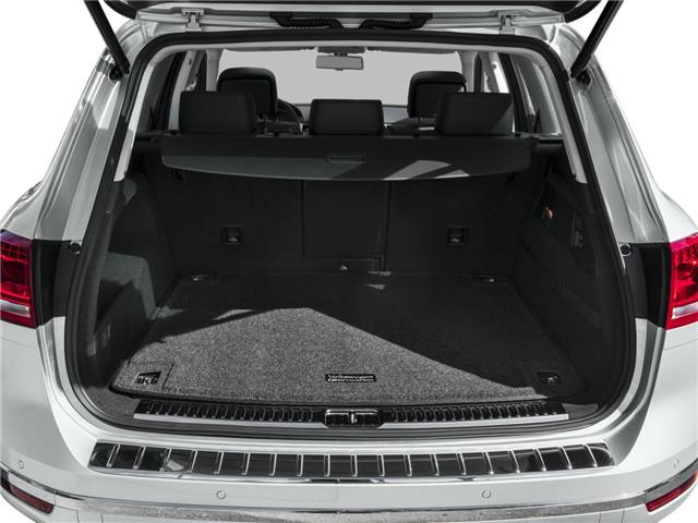 2017 Volkswagen Touareg 3.6L Execline (Stk: SU7763) in Calgary - Image 8 of 14