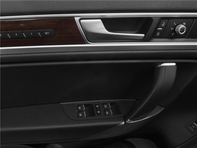 2017 Volkswagen Touareg 3.6L Execline (Stk: SU7763) in Calgary - Image 13 of 14