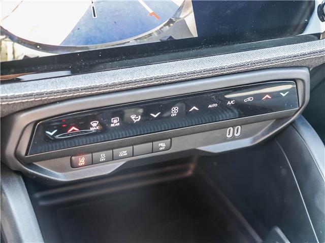 2026 Jeep Cherokee Laredo/Limited (Stk: 15-26361) in London - Image 19 of 27