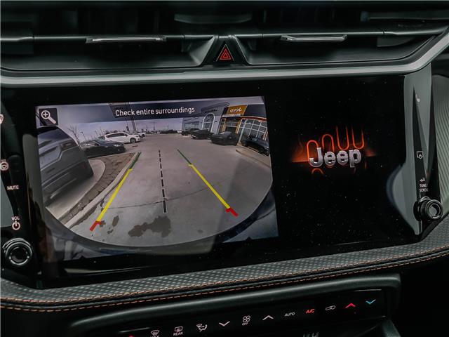 2026 Jeep Cherokee Laredo/Limited (Stk: 15-26380) in London - Image 19 of 28