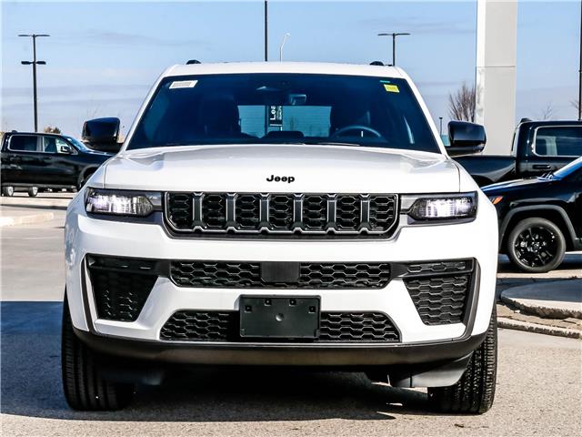 2026 Jeep Grand Cherokee Base (Stk: 15-26335) in London - Image 2 of 29