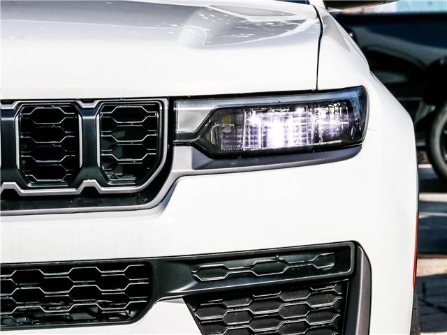 2026 Jeep Grand Cherokee Base (Stk: 15-26335) in London - Image 9 of 29