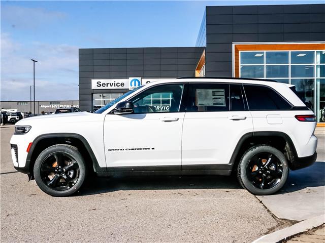 2026 Jeep Grand Cherokee Base (Stk: 15-26335) in London - Image 11 of 29