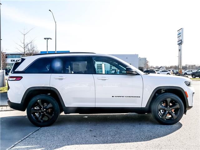 2026 Jeep Grand Cherokee Base (Stk: 15-26335) in London - Image 24 of 29