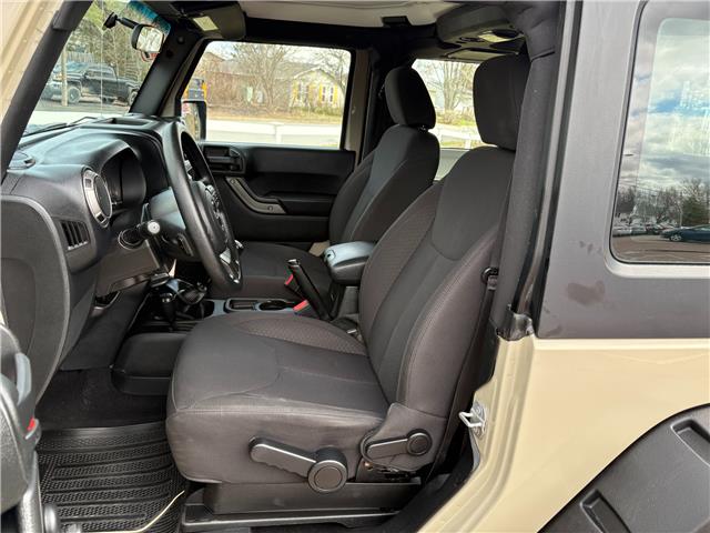 2017 Jeep Wrangler Sport (Stk: A-641415) in Moncton - Image 12 of 20 2017 Jeep Wrangler Sport (Stk: A-641415) in Moncton - Image 12 of 20