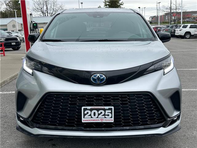 2025 Toyota Sienna XSE 7-Passenger (Stk: W7085) in Cobourg - Image 3 of 29