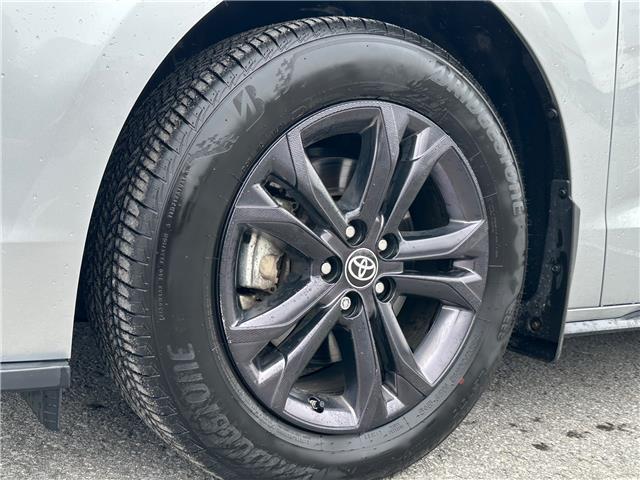 2025 Toyota Sienna XSE 7-Passenger (Stk: W7085) in Cobourg - Image 2 of 29