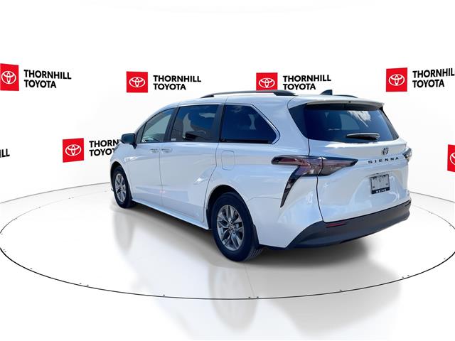 2024 Toyota Sienna XLE 8-Passenger (Stk: 12U3648) in Concord - Image 7 of 18