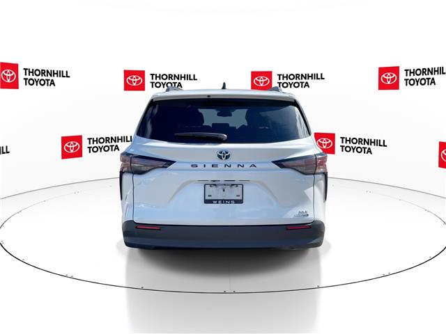 2024 Toyota Sienna XLE 8-Passenger (Stk: 12U3648) in Concord - Image 8 of 18