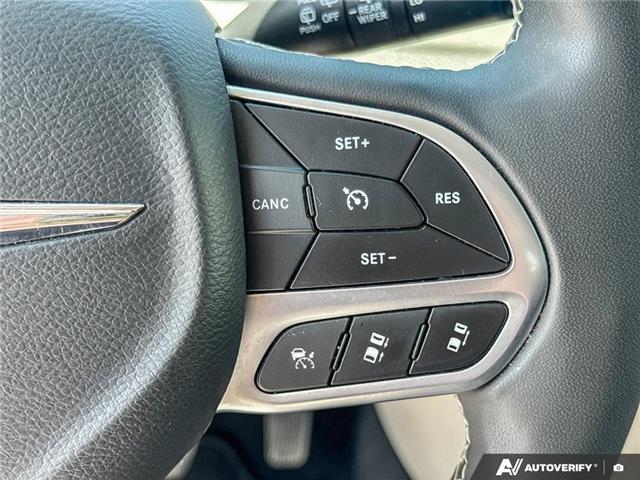 2023 Chrysler Pacifica Touring-L (Stk: 1067) in Kitchener - Image 15 of 24