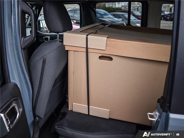 2025 Jeep Wrangler Sport (Stk: 44550) in Kitchener - Image 24 of 27