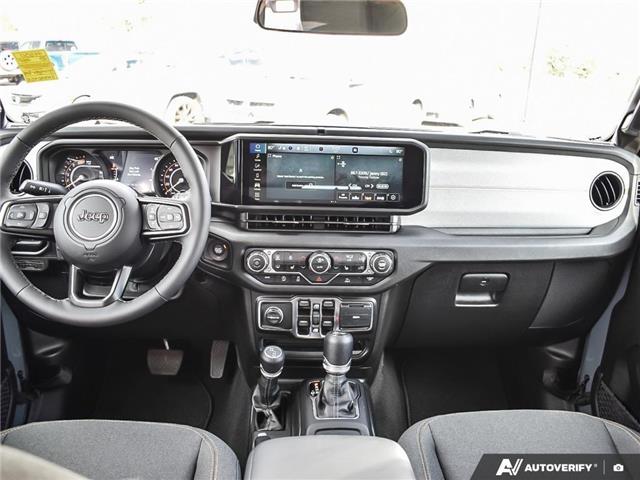 2025 Jeep Wrangler Sport (Stk: 44550) in Kitchener - Image 25 of 27
