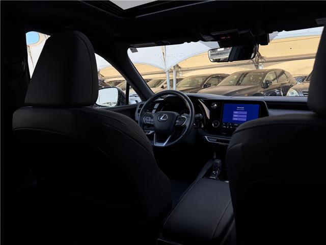 2023 Lexus RX 350 Base (Stk: 260613A) in Calgary - Image 17 of 18