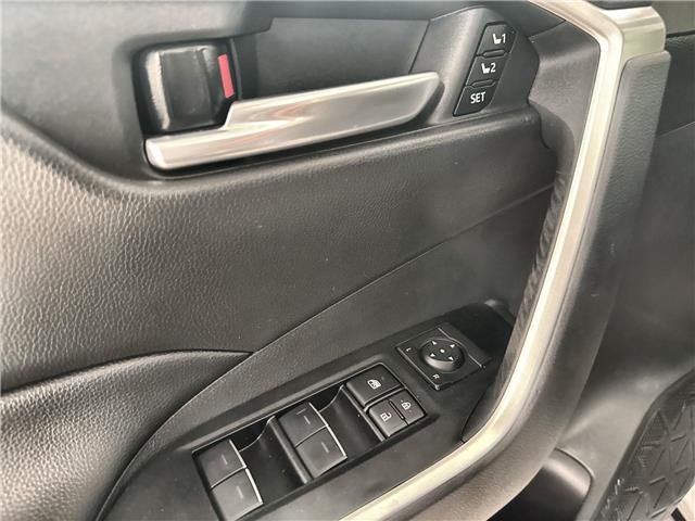 2025 Toyota RAV4 Hybrid XLE (Stk: 11U4472) in Markham - Image 17 of 31