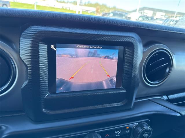 2021 Jeep Gladiator Sport S (Stk: J006395A) in Cranbrook - Image 16 of 21