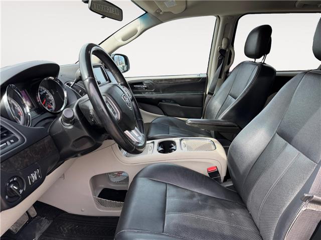 2017 Dodge Grand Caravan Crew (Stk: CBK3402) in Regina - Image 9 of 21
