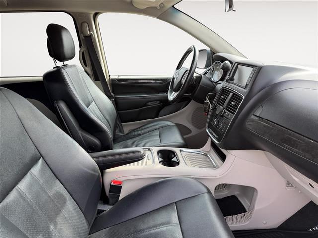 2017 Dodge Grand Caravan Crew (Stk: CBK3402) in Regina - Image 15 of 21