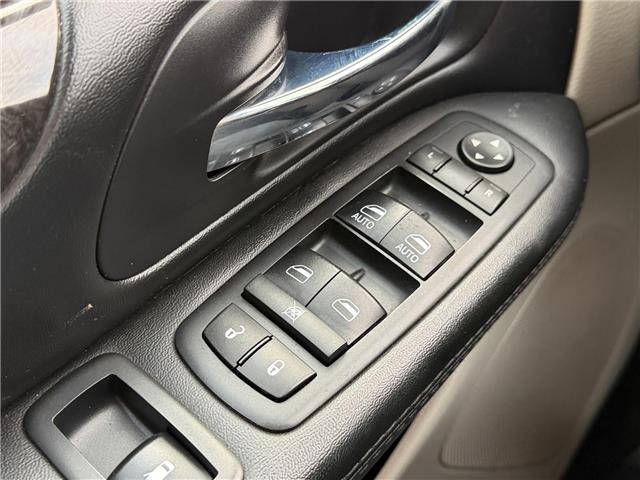 2017 Dodge Grand Caravan Crew (Stk: CBK3402) in Regina - Image 16 of 21
