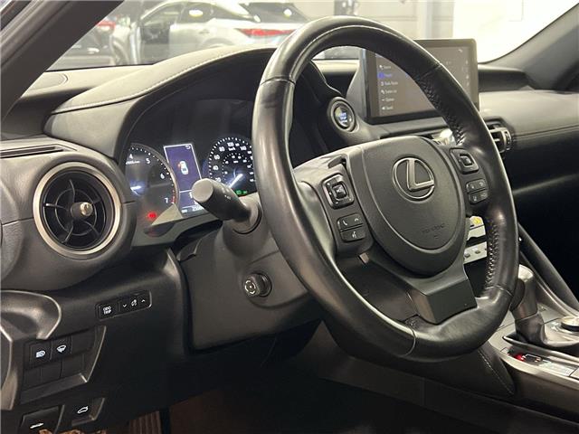 2022 Lexus IS 300  (Stk: 14112485A) in Markham - Image 11 of 28