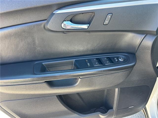 2012 Chevrolet Traverse 2LT (Stk: CT156B) in High River - Image 8 of 18 2012 Chevrolet Traverse 2LT (Stk: CT156B) in High River - Image 8 of 18