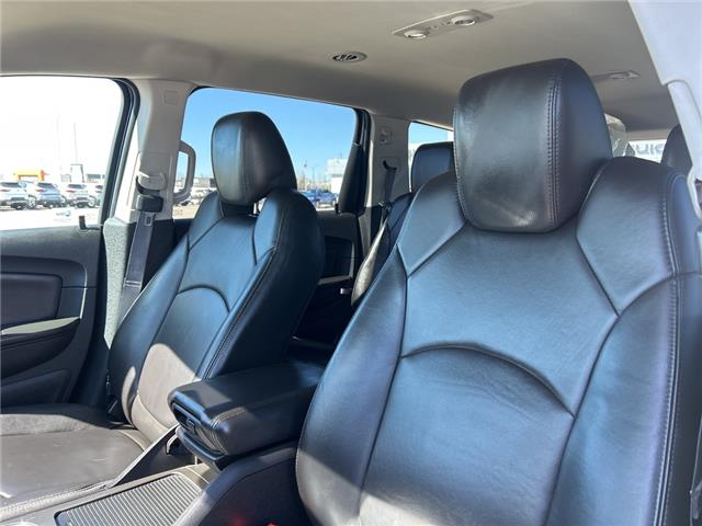 2012 Chevrolet Traverse 2LT (Stk: CT156B) in High River - Image 11 of 18 2012 Chevrolet Traverse 2LT (Stk: CT156B) in High River - Image 11 of 18
