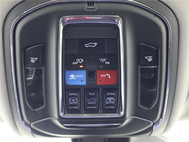 2023 Jeep Grand Cherokee Limited (Stk: A20937) in Calgary - Image 15 of 23 2023 Jeep Grand Cherokee Limited (Stk: A20937) in Calgary - Image 15 of 23