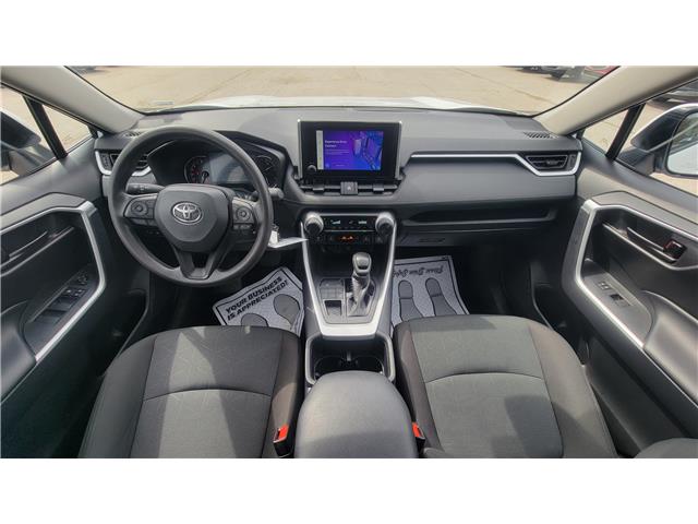 2025 Toyota RAV4 LE (Stk: 17ME0088) in London - Image 15 of 28