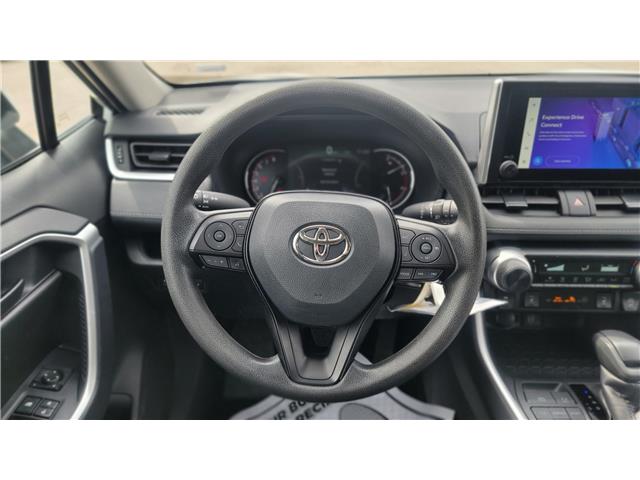 2025 Toyota RAV4 LE (Stk: 17ME0088) in London - Image 19 of 28