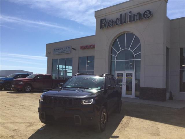 2026 Jeep Cherokee Laredo/Limited (Stk: GG035) in Swan River - Image 1 of 21