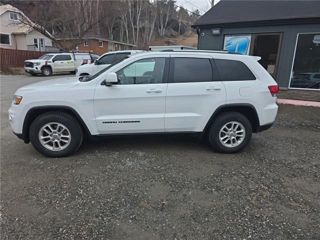 2020 Jeep Grand Cherokee Laredo (Stk: ZLAREDO) in Sudbury - Image 2 of 17 2020 Jeep Grand Cherokee Laredo (Stk: ZLAREDO) in Sudbury - Image 2 of 17