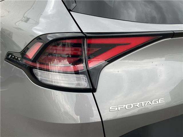 2023 Kia Sportage X-Line Limited w/Black Interior (Stk: 12108426A) in Concord - Image 17 of 18