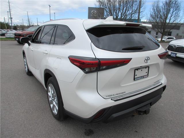 2020 Toyota Highlander Limited (Stk: 26071A) in Peterborough - Image 3 of 31 2020 Toyota Highlander Limited (Stk: 26071A) in Peterborough - Image 3 of 31