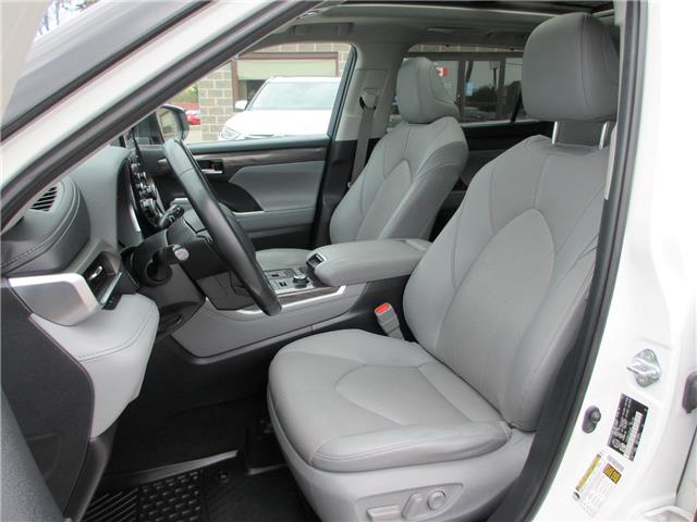 2020 Toyota Highlander Limited (Stk: 26071A) in Peterborough - Image 12 of 31 2020 Toyota Highlander Limited (Stk: 26071A) in Peterborough - Image 12 of 31