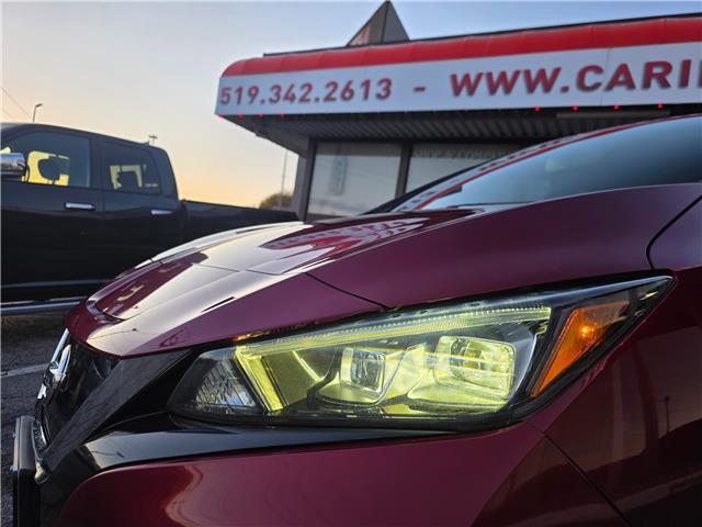 2018 Nissan LEAF SL (Stk: 2604182) in Waterloo - Image 9 of 29